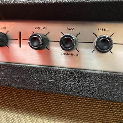 1960's Airline 62-9015A - 20 Watt Tube Combo Amp image 5