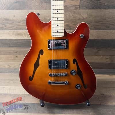 USED - Squier Affinity Series Starcaster Deluxe Semi-Hollow, Sienna Sunburst image 2