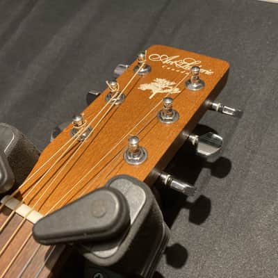 PRE-OWNED Art & Lutherie - Folk Cedar Antique Burst image 6