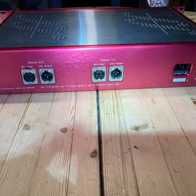 Focusrite RED 8 Dual Mic Pre 2000s - Red image 2