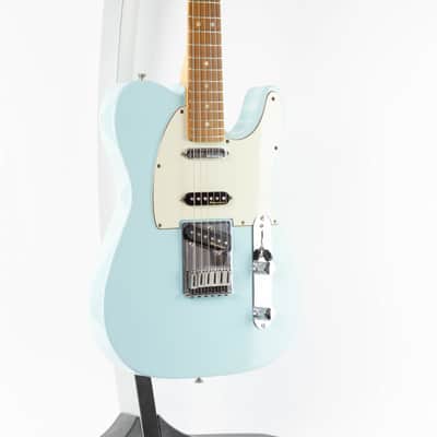 Fender Deluxe Nashville Telecaster 2019 Daphne Blue image 9