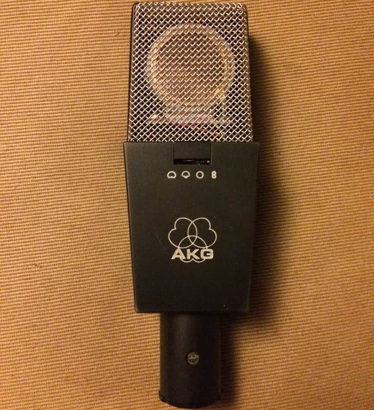 AKG C414 B ULS Large Diaphragm Multipattern Condenser Microphone