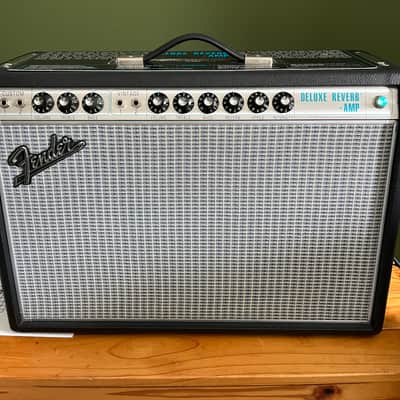 Fender '68 Custom Deluxe Reverb 2-Channel 22-Watt 1x12" Guitar Combo 2013 - Present Black image 1