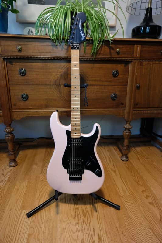 Squier Contemporary Stratocaster HH FR Roasted 2021 - Present Shell Pink Pearl image 1
