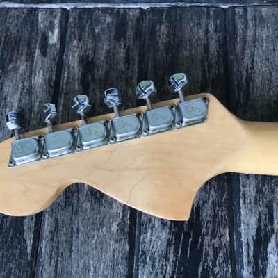Fender Musicmaster 1978-1980 - Translucent Red image 9