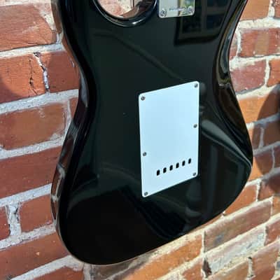 Squier By Fender 50th Anniversary Strat 1996 - Black image 10