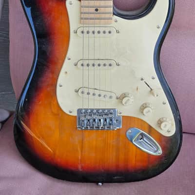 Sawtooth stratocaster 1990's - sunburst image 2