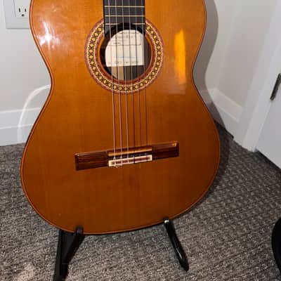 Classical Concert Guitar Manuel Rodríguez e Hijos “D Rio” – Brazilian Rosewood – Canadian Red Cedar Top – Stunning Grain – Hiscox Case image 14