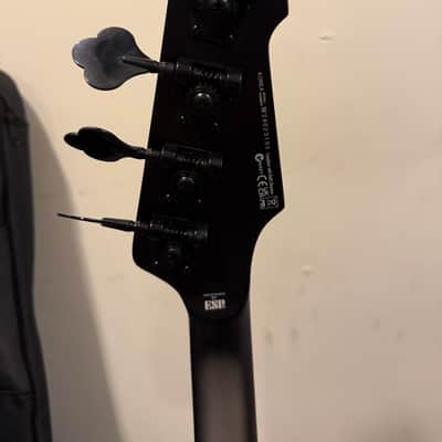 ESP LTD Phoenix-1004 2026 - Silver Sunburst Satin image 8