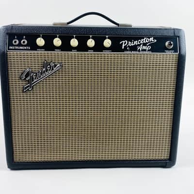 Fender Princeton: More saving. More doing. Indeed. 1965 Black image 3