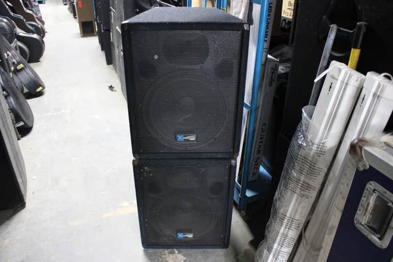 Yorkville Y115/ FOH 15" with Horn 200 Watts 8 Ohms (Pair) image 1