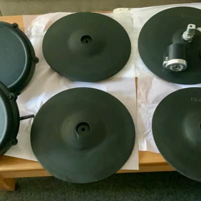 Roland Tom/ snare / cymbal pads…plus .millennium MPS-400, 2x Electronic pads Size 10” image 21