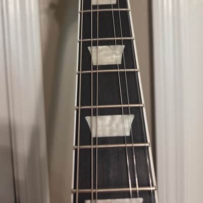 Epiphone Les Paul Modern Figured 2024 - 2025 - Purple Burst image 10