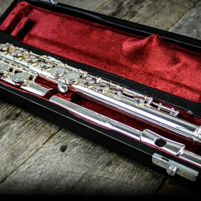 Gemeinhardt Artisan AFL-310SHBNG Intermediate Flute image 4