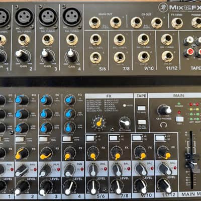 Mackie Mix12FX 12-Channel Compact Mixer with Effects 2015 - Present Black image 2