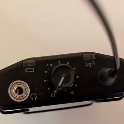 Shure PSM300 P3TRA Stereo Personal Monitor System with Metal Receiver Very Good Bild 13
