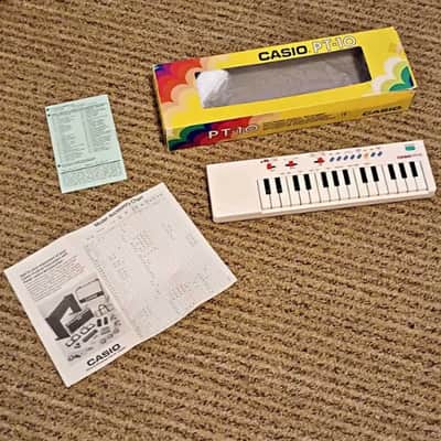 Casio PT-10 29-Key Mini Synthesizer 1980s - White