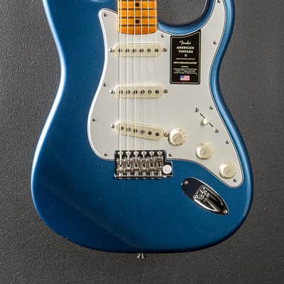 Fender American Vintage II 1973 Stratocaster - Lake Placid Blue w/Maple image 2