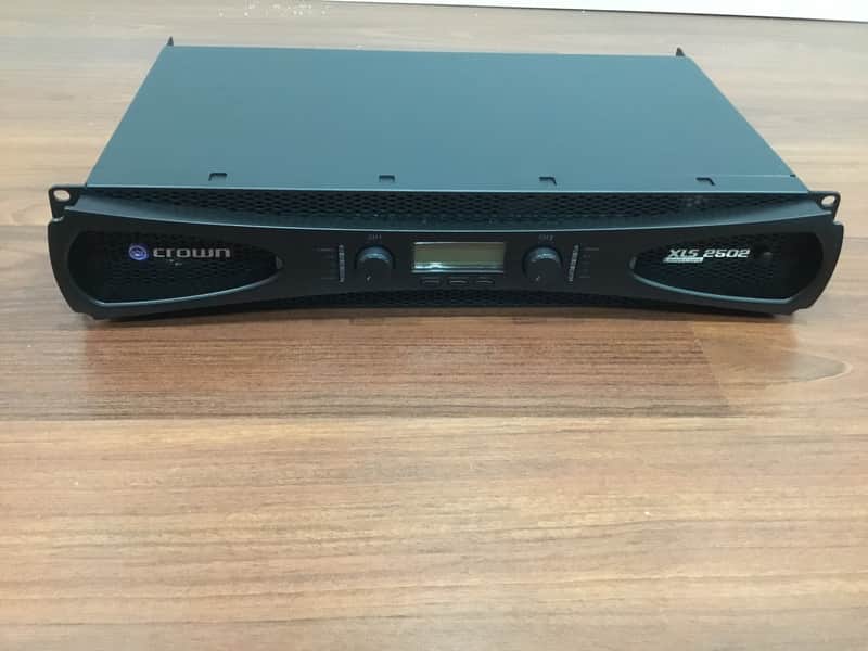 Crown XLS 2502 2-Channel 775w Power Amplifier Black image 1
