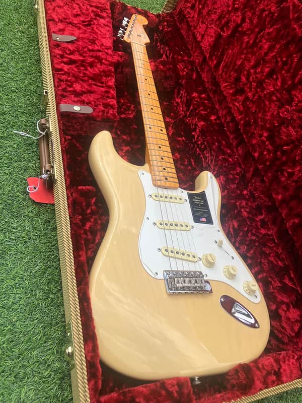 Fender American Vintage II '57 Stratocaster 2023 - Vintage Blonde image 1