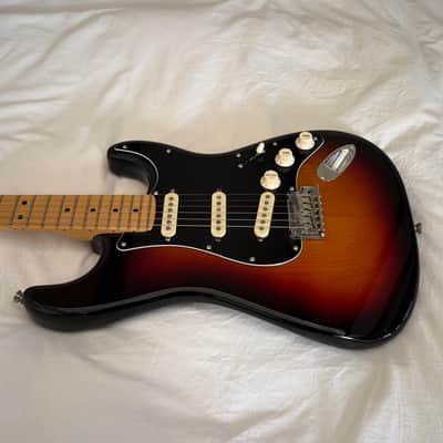 2015 Fender American Standard Stratocaster 3-Color Sunburst - Free Pro Setup image 5