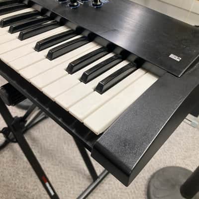 Used Roland Juno D 61-Key Synthesizer image 4