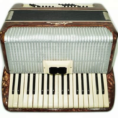 Ukraine Lightweight Piano Accordion for Beginners Kids, New Straps 2297, Folk Musical Instrument, Very Beautiful Sound! image 7