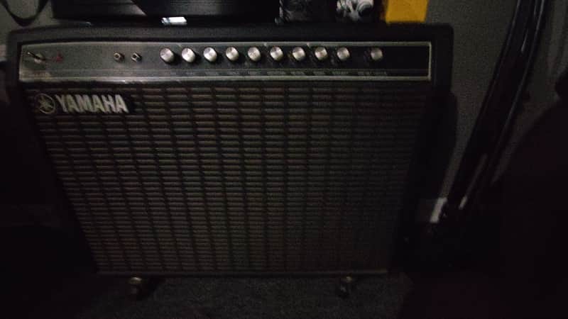 Yamaha G100-112 2-Channel 100-Watt 1x12" Guitar Combo