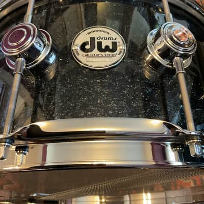 Mint DW Collector’s Series SSC Maple Gun Metal Sparkle 6.5x14 Snare Drum imagen 3