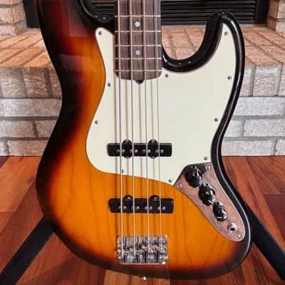 Fender 60th Anniversary American Jazz Bass 2005 - 2006 - 3-Color Sunburst image 4