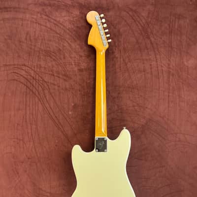 Fender MG-66-66 Mustang 2002 | Made in Japan | - Vintage White image 7
