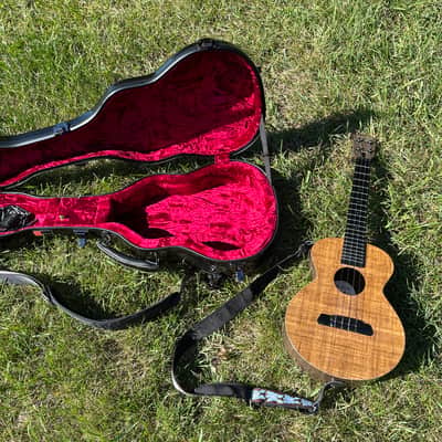 Blackbird Farallon Tenor Ukulele EKoa with MiSi pickup and Crossrock hard case image 2