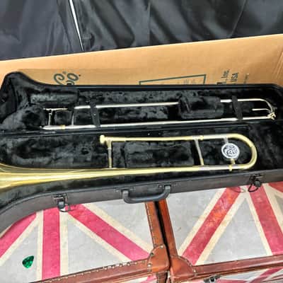 Jupiter JTB700 Bb Tenor Trombone w Case Bild 1
