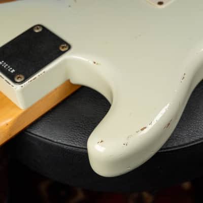 2006 Fender Custom Shop '60 Stratocaster Relic Olympic White w/OHSC image 21