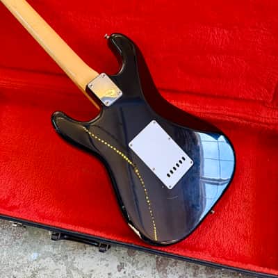 MIJ Fender Stratocaster ST62 SQUIER E serial c 1985 - Black original vintage Japan Fujigen image 9