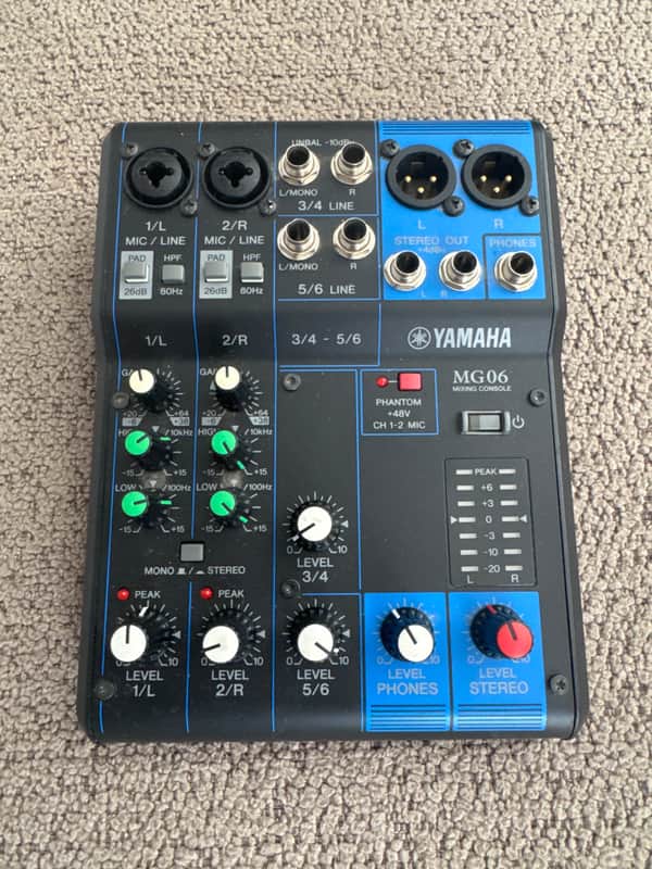 Yamaha MG06X 6 Channel Analog Mixer 2017 - Present - Black image 1