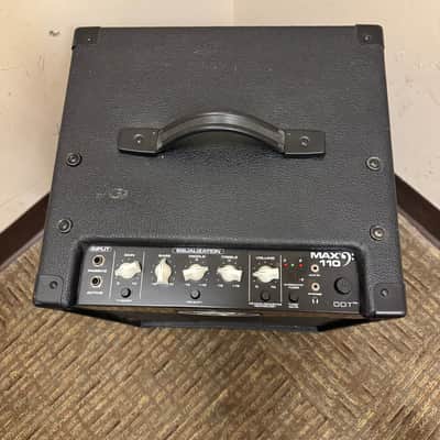 Peavey Max 110 Bass Amp image 3