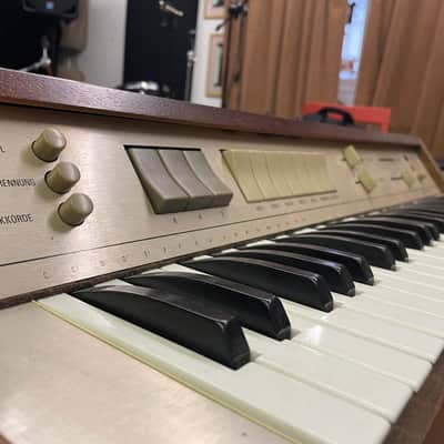 Philips Philicorda GM 754 Vintage and Cool Sounding Organ From The 1970s image 3