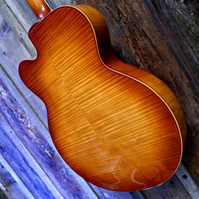 Sadowsky Jim Hall Archtop - Violin Burst image 16