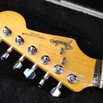 1989 Fender Stratocaster - Strat - Signed by Stevie Ray Vaughan - SRV - Very Rare! image 3