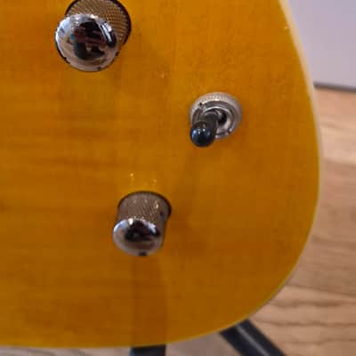 Fender Special Edition Custom Telecaster FMT HH with Laurel Fretboard 2019 - Present - Amber image 6