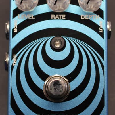 MXR WA38 Wylde Audio Chorus Blue Guitar Effects Pedal image 2