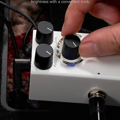 Donner Fuzz Pedal for Electric Guitar, DIY Shell, Analog True Bypass Effects Pedal, Vintage-to-Modern Fuzz Tone（EMBARK 07） image 6