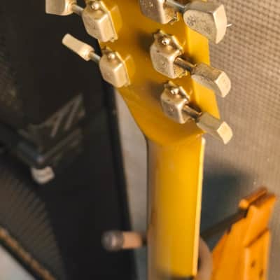 Gibson Les Paul Deluxe 1979 Goldtop All Gold image 16