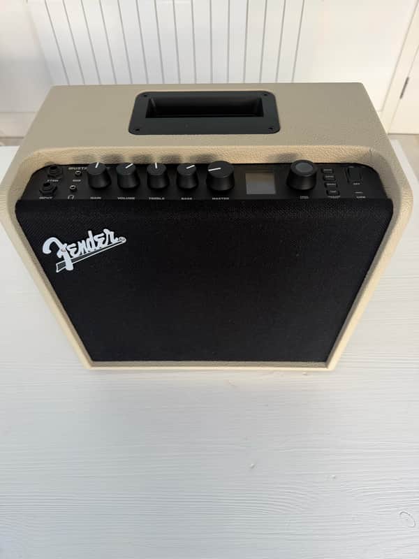 Fender Limited Edition Mustang LT25 Guitar Combo, Blonde image 1