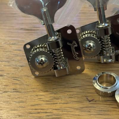 2025 Fender Left Hand American Vintage II 1966 Jazz Bass Lollipop Tuners USA LH J 60s 66 Handed image 2