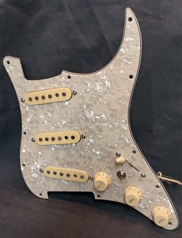 Rock'n R Guitars Loaded SSS for Strat Pickguard W/GM Alnico 5 62z's & Mods 2026 - Aged Pearl image 1