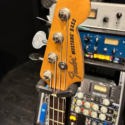 Fender JMJ Road Worn Mustang Bass Black image 4