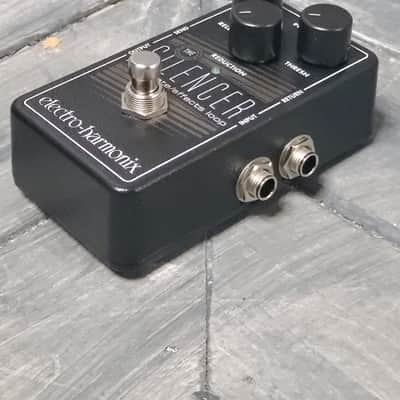 Electro-Harmonix Silencer Noise Gate and Effects Loop Pedal image 2