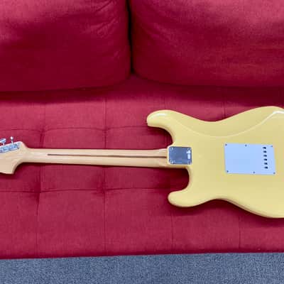 Fender Yngwie Malmsteen Stratocaster with Scalloped Rosewood Fingerboard 2017 - Vintage White image 19